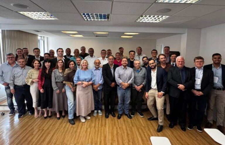 Presidentes e representantes das filiadas elegem nova Diretoria da Fenafim para o biênio 2026/2027