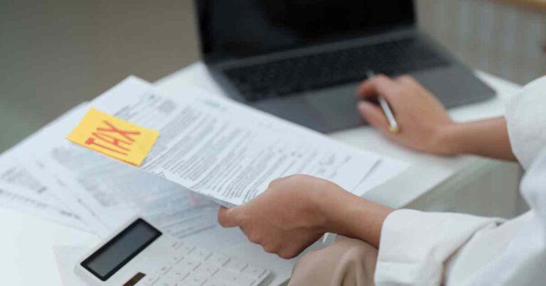 Reforma do consumo acelera fim do ICMS e testa municípios em 2026