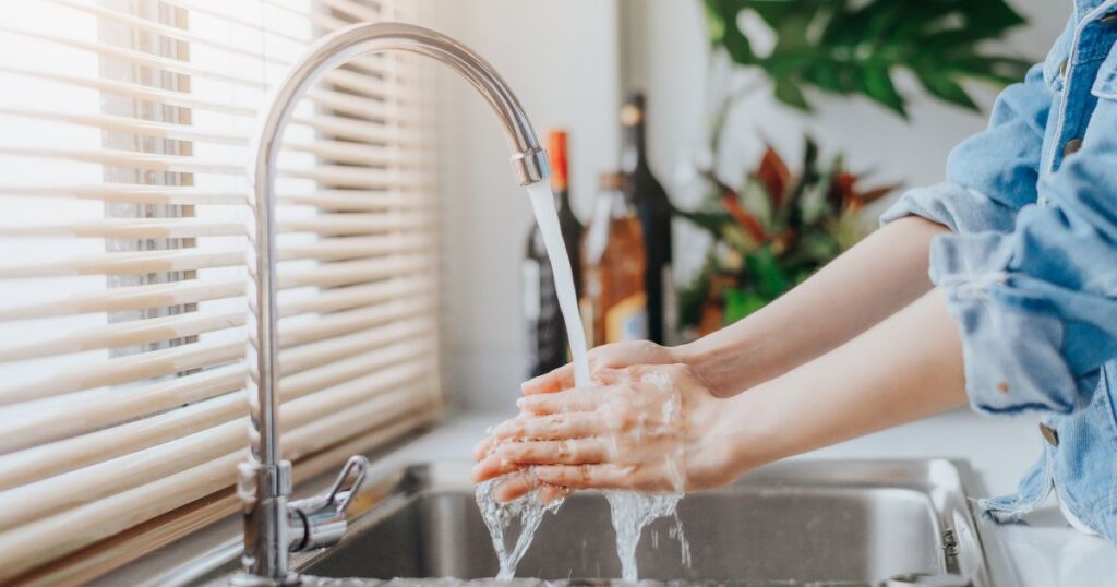 Água: IA ajuda cidades americanas a localizar tubulações de chumbo