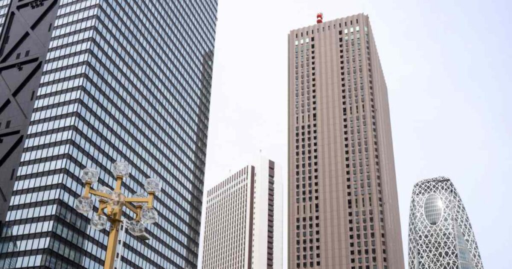 Escritórios vazios viram Casas: Chicago segue Nova York, e o Brasil?