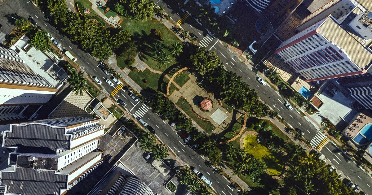 Fundos de Investimento Imobiliário: 3 Milhões de brasileiros redesenhando o mercado imobiliário