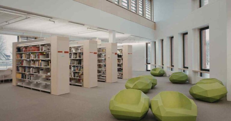 Bibliotecas nos EUA estão caindo aos pedaços: 47% têm mais de 60 anos