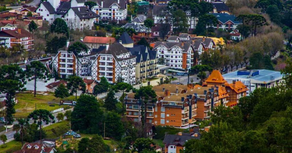 Suíça Brasileira fica a 1.628 metros de altitude (e tem mais que fondue e chocolate)