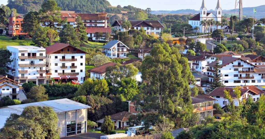 Treze Tílias: A “Áustria brasileira” que nasceu da crise de 1918