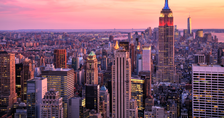 Imposto em Nova York sobre segundas residências de luxo avança mesmo com ação judicial