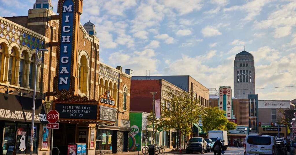 Michigan usou IA para mudar sua imagem e atrair talentos, e os resultados surpreenderam